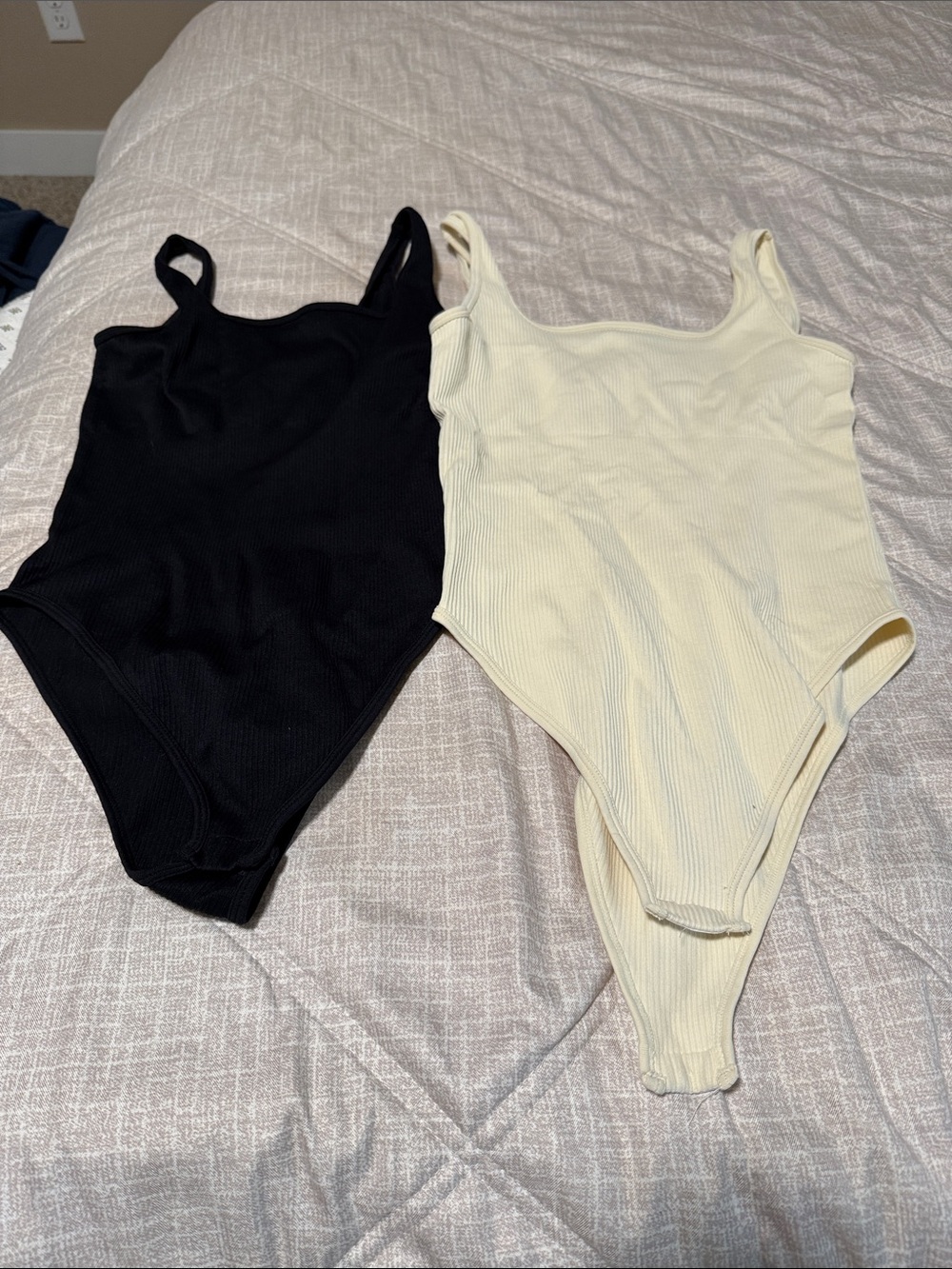 Set of 2 Ribbed Scoop Neck Bodysuit in Black and Cream